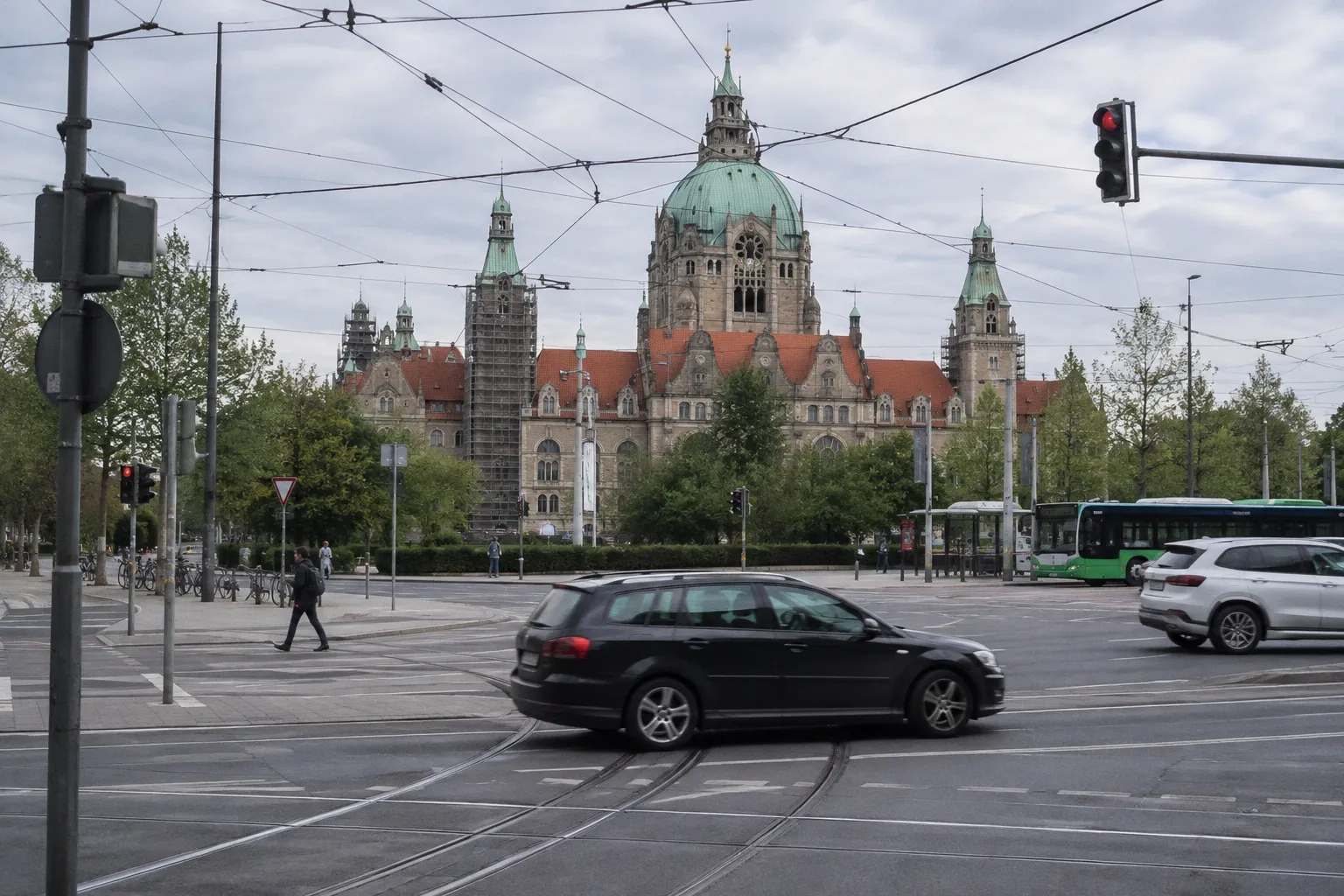Car Rental in Hanover (Germany): Practical Guide
