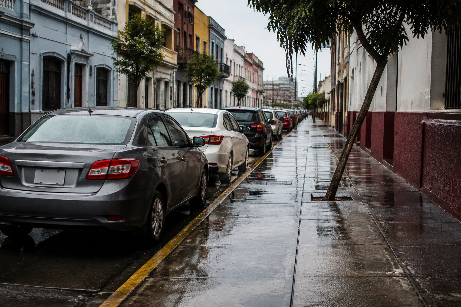 Car Rental in Lima (Peru): Practical Guide & Road Advice