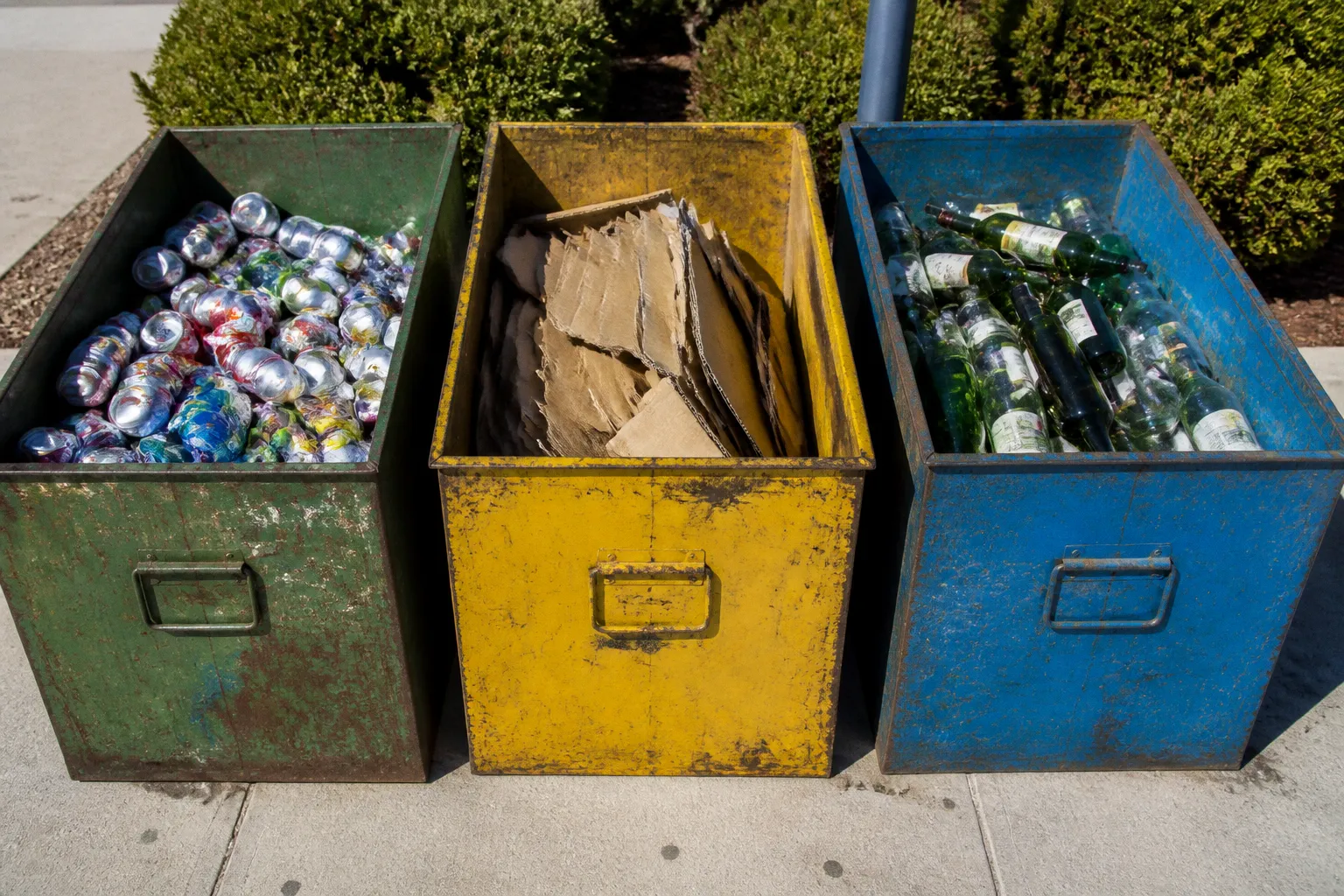 Community recycling models: which setup fits your town?