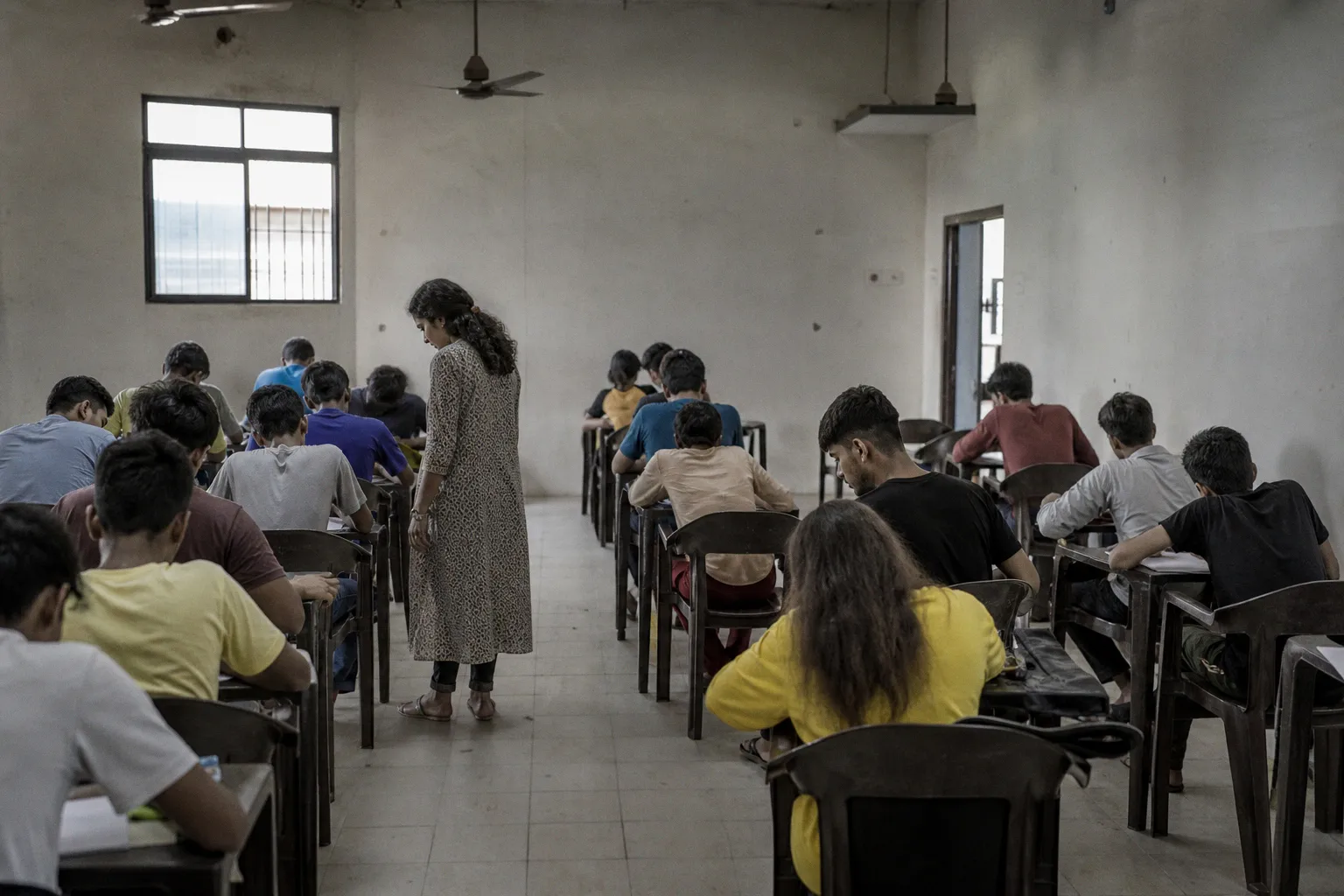 Educational Support Grants for Marginalized Urban Youth in India